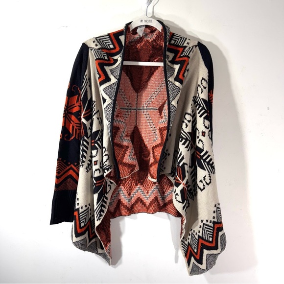 Doe & Rae Aztec Print Cardigan Sweater - Picture 4 of 9